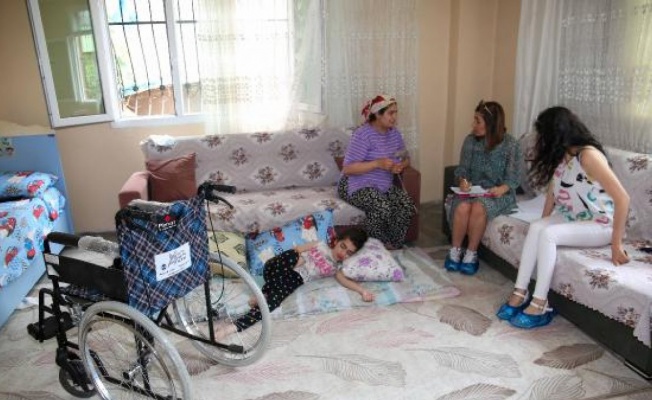 Büyükşehir'den engelli vatandaşlara tekerlekli sandalye 