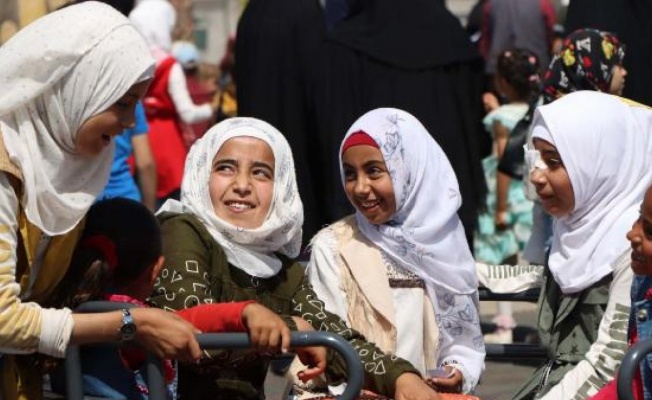 İdlib’te yetimlerle karne şenliği düzenlendi