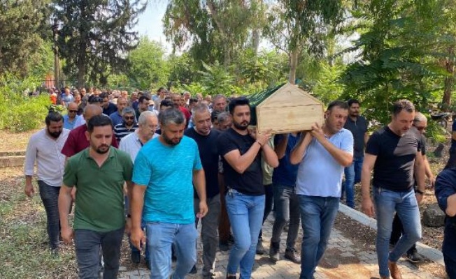 İtalya'da helikopter kazasında ölen Kenar, Adana'da toprağa verildi