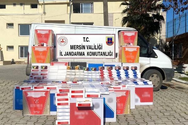 Mersin'de kaçak sigara ve makaron operasyonu: 2 gözaltı