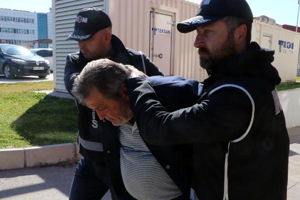 Adana'da 70 kişinin öldüğü apartmanın müteahhidi, adliyeye sevk edildi (2)