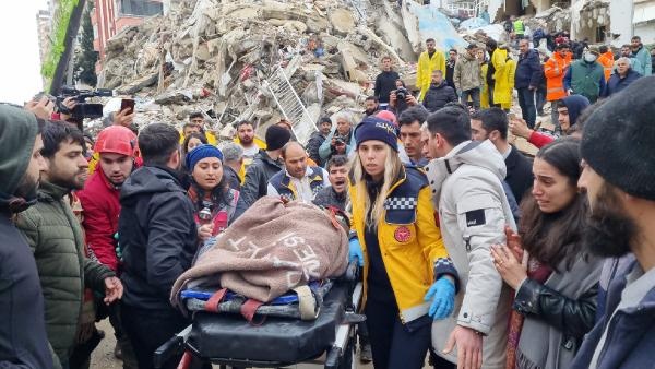 Kahramanmaraş'ta 7.7 ve 7.6 büyüklüğünde 2 deprem; 5 bölge sallandı, çok sayıda ilde yıkım var (18)