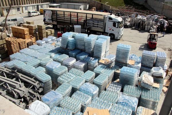 Hatay'da depremzedelere hazır su tedariki