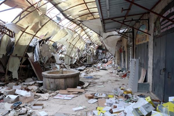  600 dükkanın yıkıldığı tarihi Uzun Çarşı'da hayata dönüş çabası