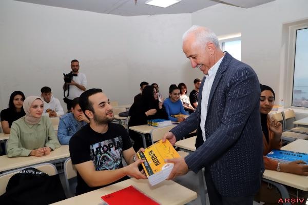 Akdeniz'de ücretsiz üniversite hazırlık kursları başlıyor