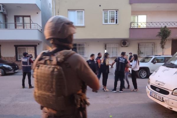 Mersin'de PKK, DEAŞ ve FETÖ'ye eş zamanlı şafak operasyonu: 4 gözaltı