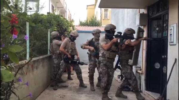 Mersin'de tefecilere operasyon: 14 gözaltı