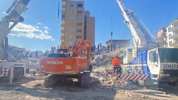 Depremde Osmaniye'de 105 kişinin hayatını kaybettiği Bilge Sitesi davasında 4 tutuklama 