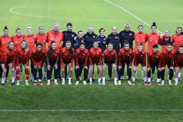 A Milli Kadın Futbol Takımı, yarın Mersin’de Gürcistan'ı konuk edecek
