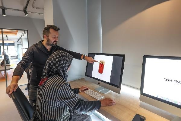 Yarının Köyleri projesinin ilk dijital merkezi Adana'da açıldı