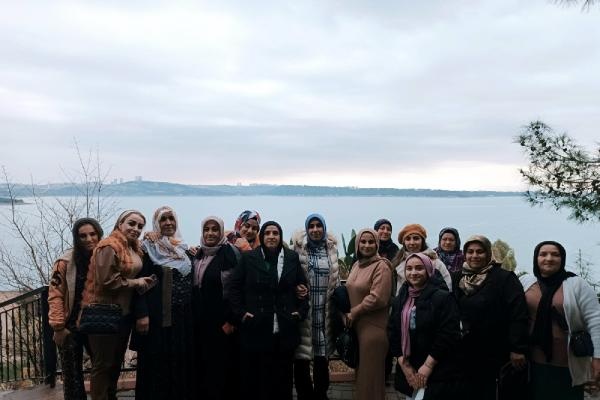 Akdenizli kadınlar Türkiye'yi geziyor