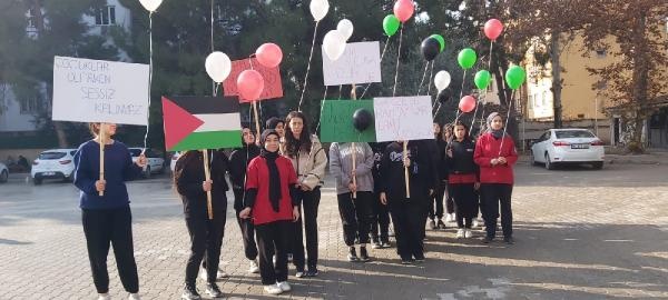Osmaniye’de öğrenciler, Filistin’deki çocuk katliamına ‘hayır’ dedi