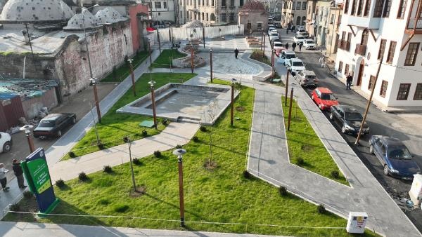 Seyhan Belediyesi’nin Ulucami Mahalle Parkı açıldı