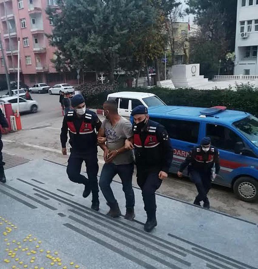 Adana'da kesinleşmiş 17 yıl 8 ay hapis cezası bulunan firari hükümlü yakalandı