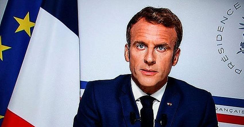 Emmanuel Macron, Fransa bayrağının rengi değiştirdi! Karar sosyal medyada büyük tepki çekti