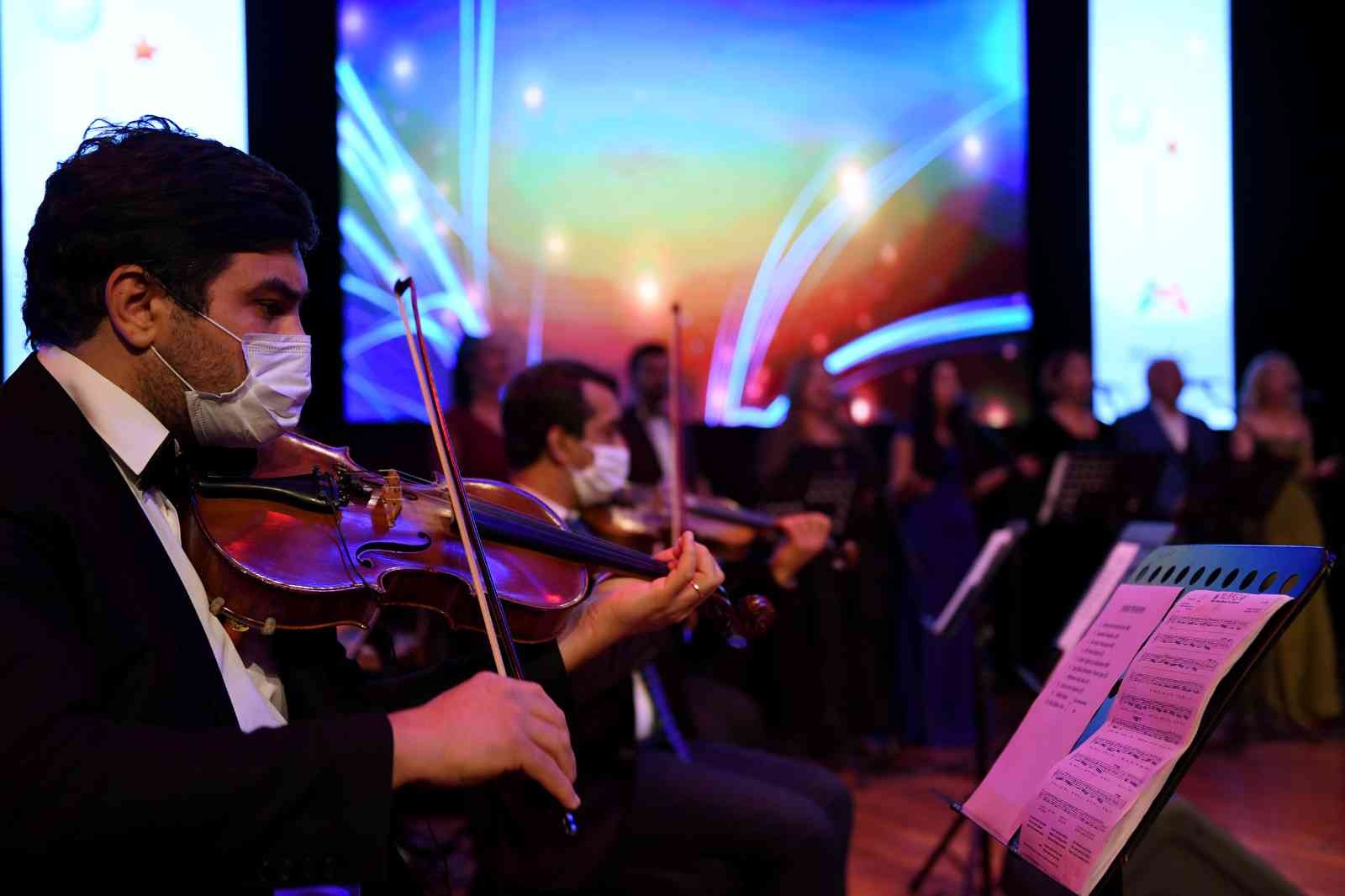 Mersin'de Kent Orkestrasına sanatçı alımı yapılacak