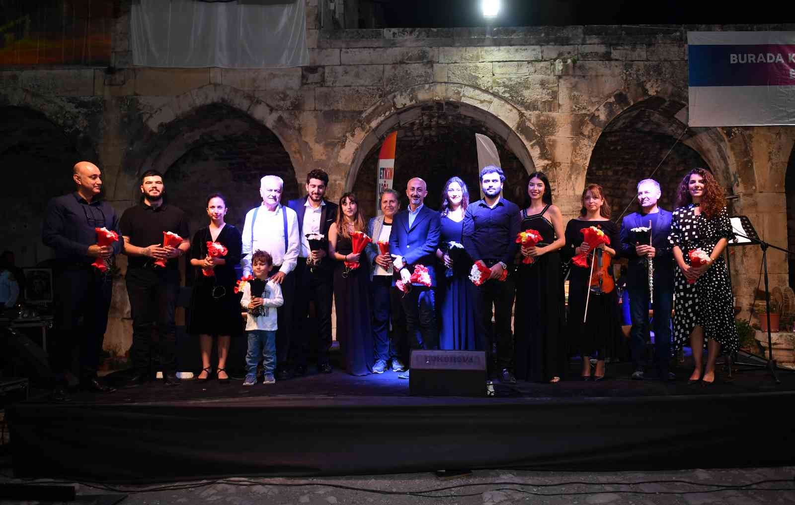 Mut'taki tarihi Taşhan'da klasik müzik konseri