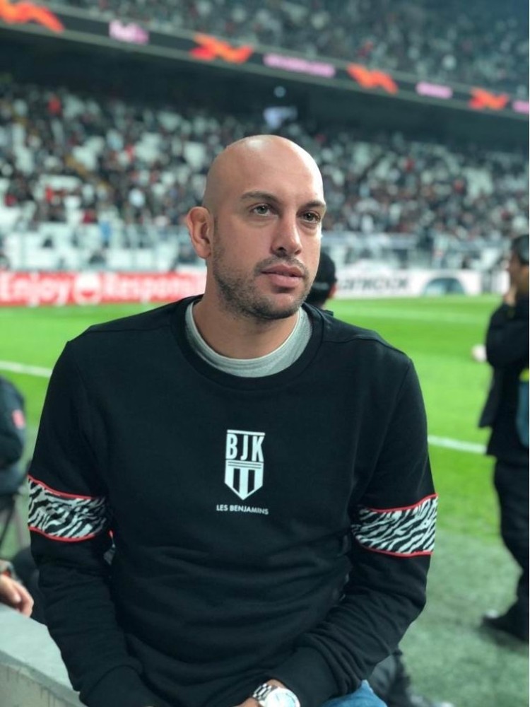 Eski futbolcu yeni DJ Anıl Canbıçakoğlu: 'Müzik setim terapi araçlarım gibi' 