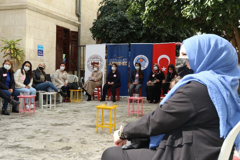 Akdeniz Belediyesinden ailelere eğitim 