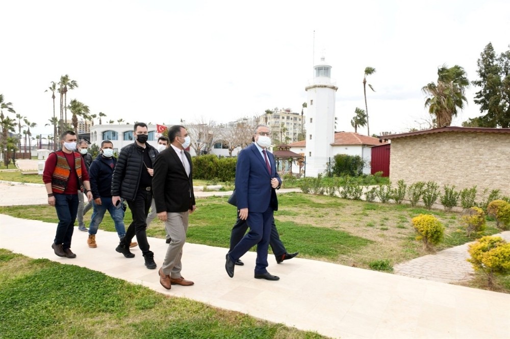 Mersin'in tarihi deniz feneri, çocuklar için masal evine dönüştürüldü 