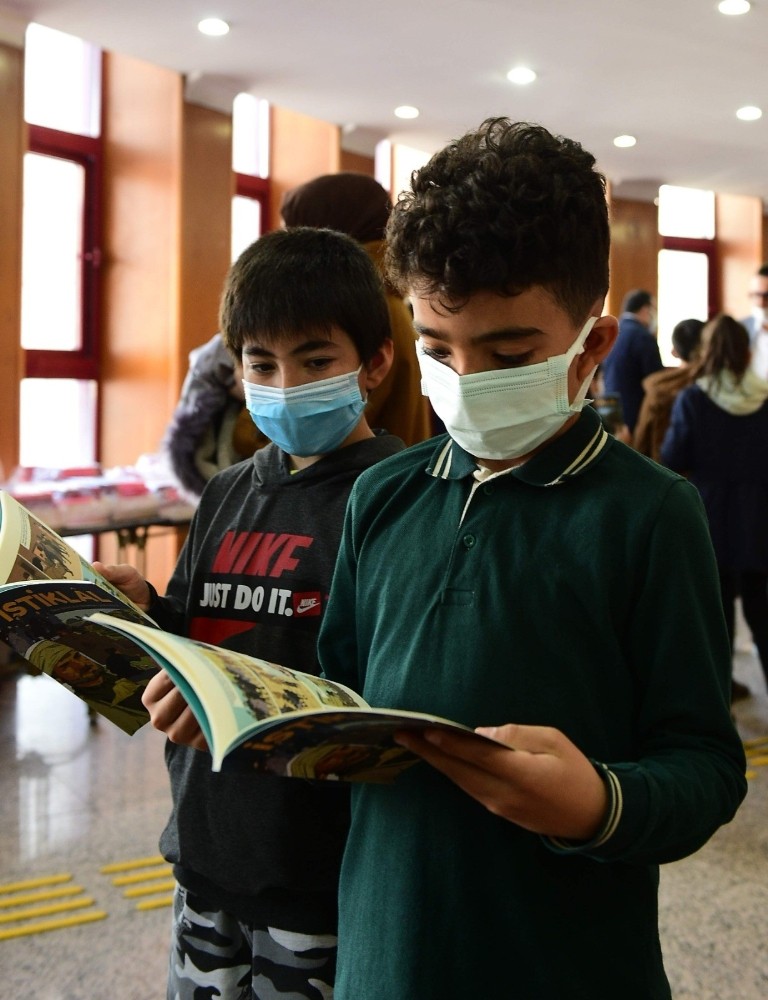 Kahramanmaraş'ta 101 bin öğrenciye kitap 