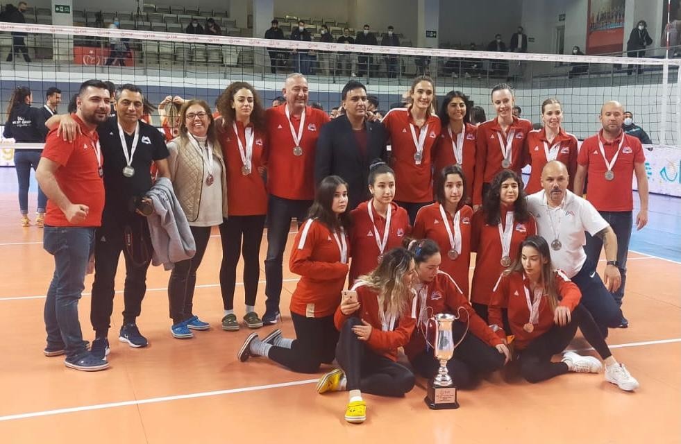 Mersin Büyükşehir Belediyesi Kadın Voleybol Takımı, 1. Lig'e çıktı 