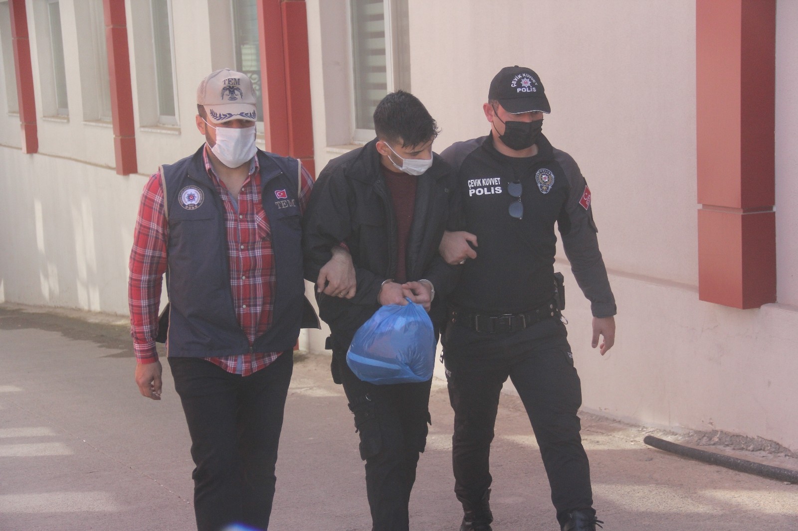 DEAŞ'ın sözde dış güvenlik sorumlusu Adana'da tutuklandı 