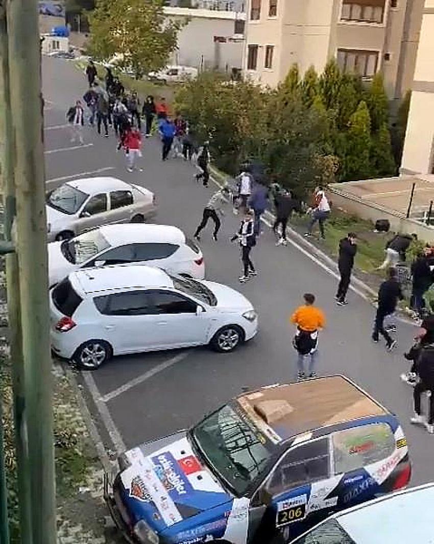 Gülsuyuspor - Kartalspor derbisinde bıçaklı kavga çıktı