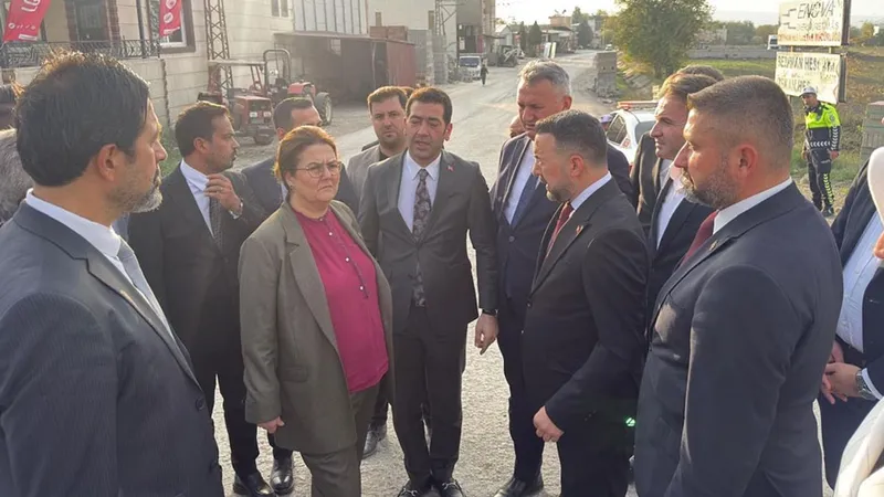 Çiftlik-Karagedik Grup Yolu Çalışmaları Hızla İlerliyor