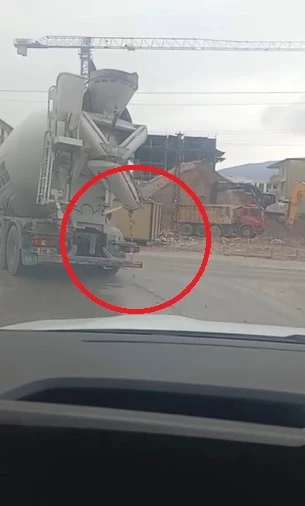 Yola beton döken mikser sürücüsüne para cezası uygulandı

