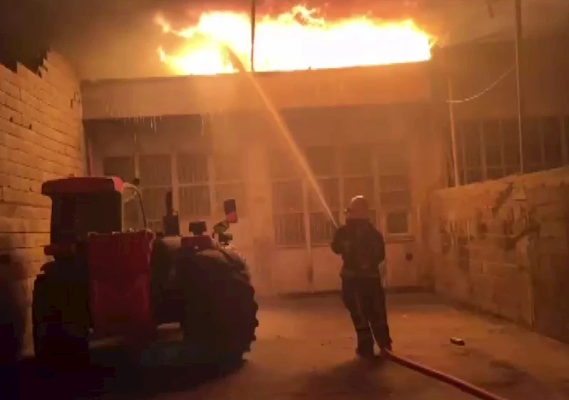 Kahramanmaraş’ta iş yeri yangını
