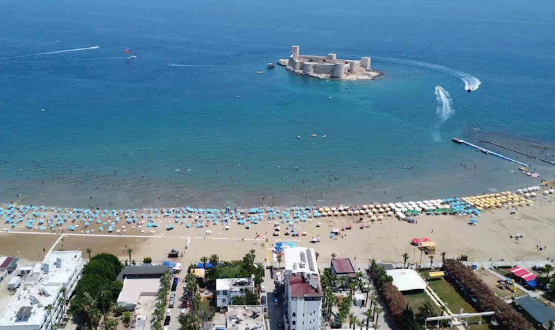 Bayram tatili bitti, sahillerde yoğunluk bitmedi
