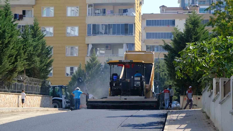 Onikişubat’ta asfalt seferberliği
