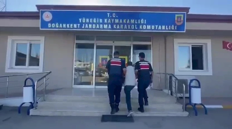 Adana’da 20 yıl hapisle aranan şahıs yakalandı
