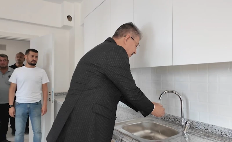 Ömürlük konutlar depremzedelere teslim edildi

