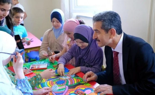 Vali Ekici, Kırım Tatar Türklerini ziyaret etti