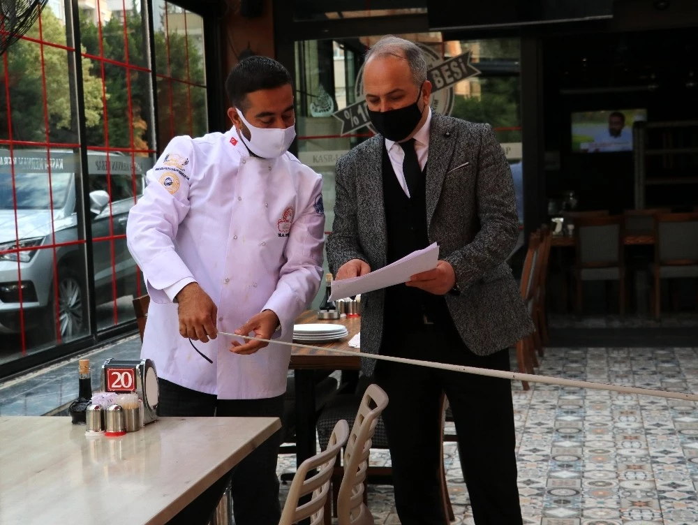 Hafta sonu yasağı kalkan Adana